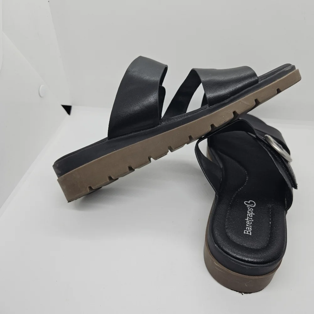 bareTraps black faux leather Romeo sandals size 7.5M